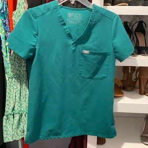 Figs Catarina scrub top